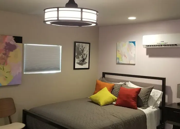 Guest house Little In Melrose! New Listing! Phoenix